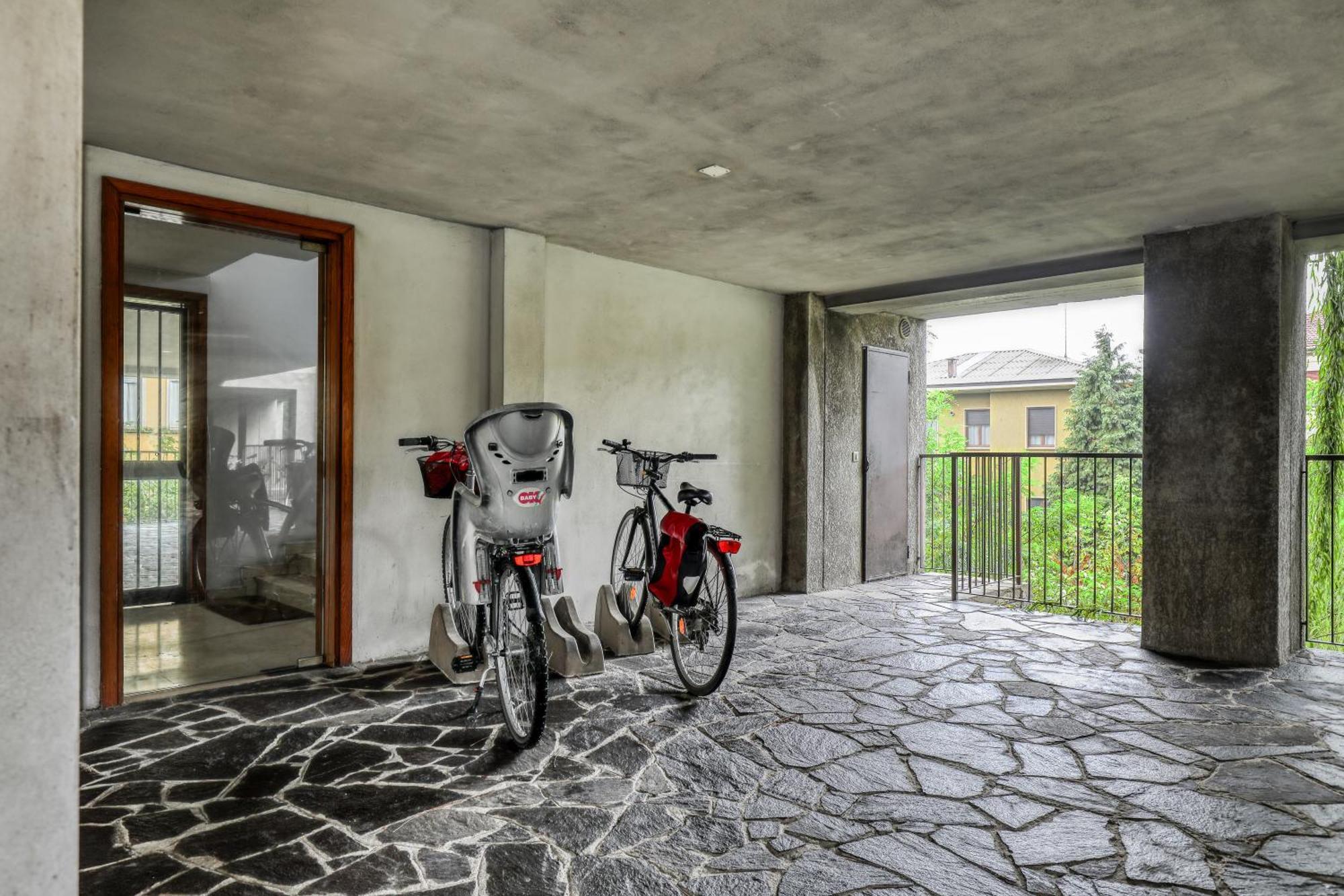 Appartement Angolo Al Ponte - Stanza Indipendente Con Bagno In Pieno Centro Storico à Pavie Extérieur photo